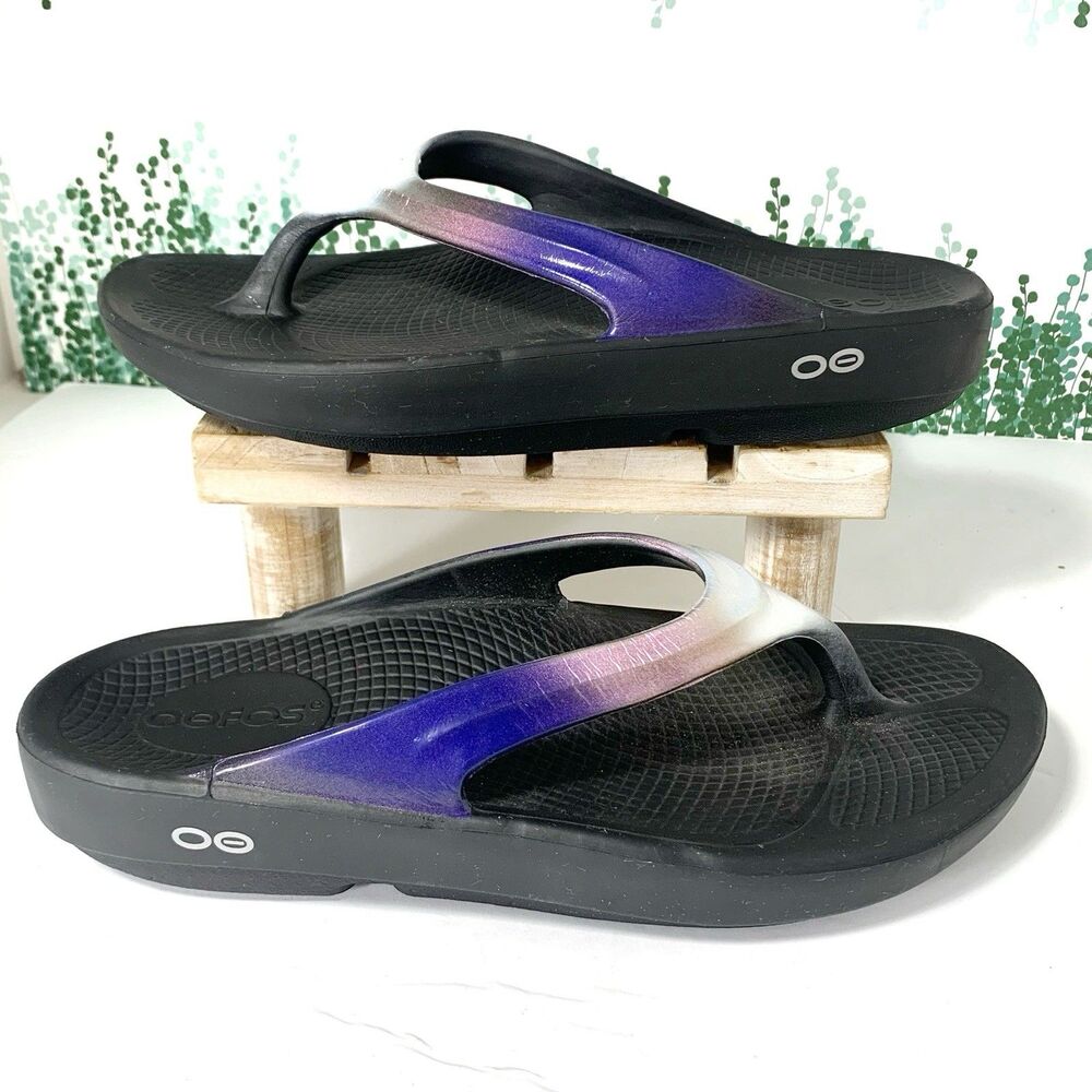 Oofos Women’s Luxe Recovery Purple Pink Thonged Sandals Size 8 US Or 39 EU